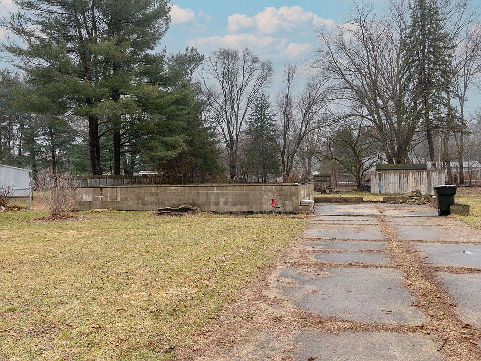 1st image of 10710 Fairview Ave