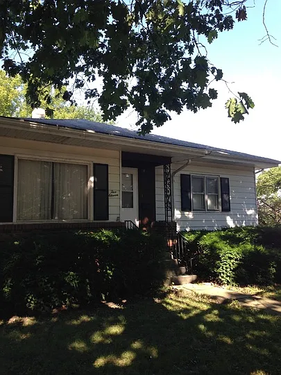 511 N Carson Ave photo 1