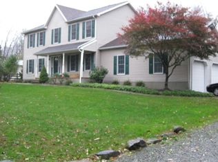 73 Tumble Falls Rd, Stockton, NJ 08559