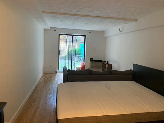Rented by Prince Real Estate Associates LLC | media 8