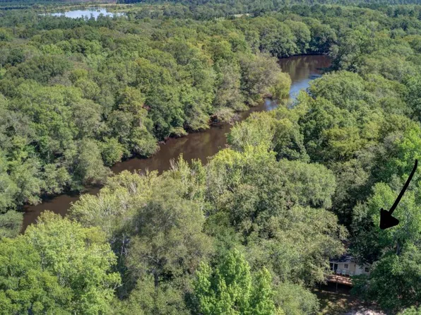 1301 Holly Ridge Ln, Cottageville, SC 29435