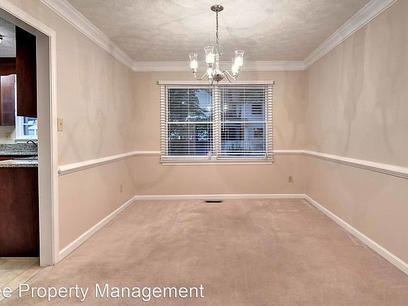 5th image of 1802 Bay Cliff Ct