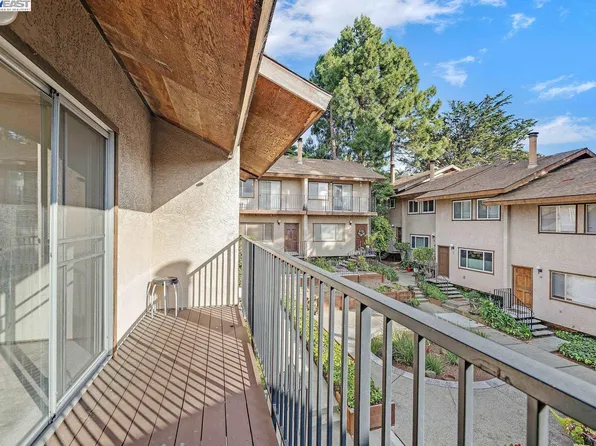 3800 Maybelle Ave APT 4, Oakland, CA 94619