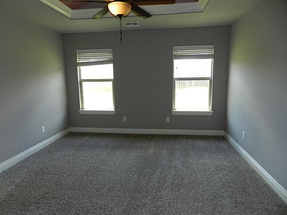 5th image of 2229 SW Oxford Dr