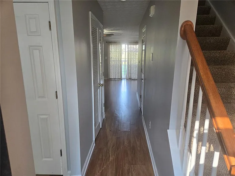 6623 Ivy Log Dr — Photo 2