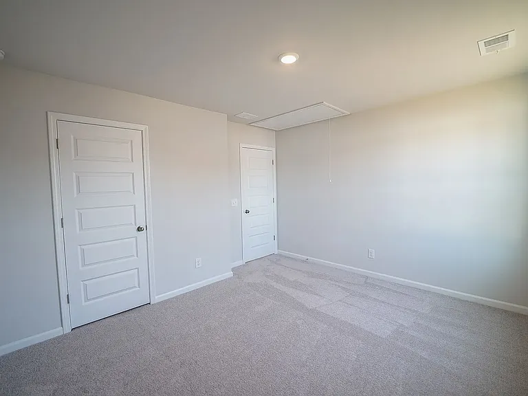 113 Amethyst Dr — Photo 7