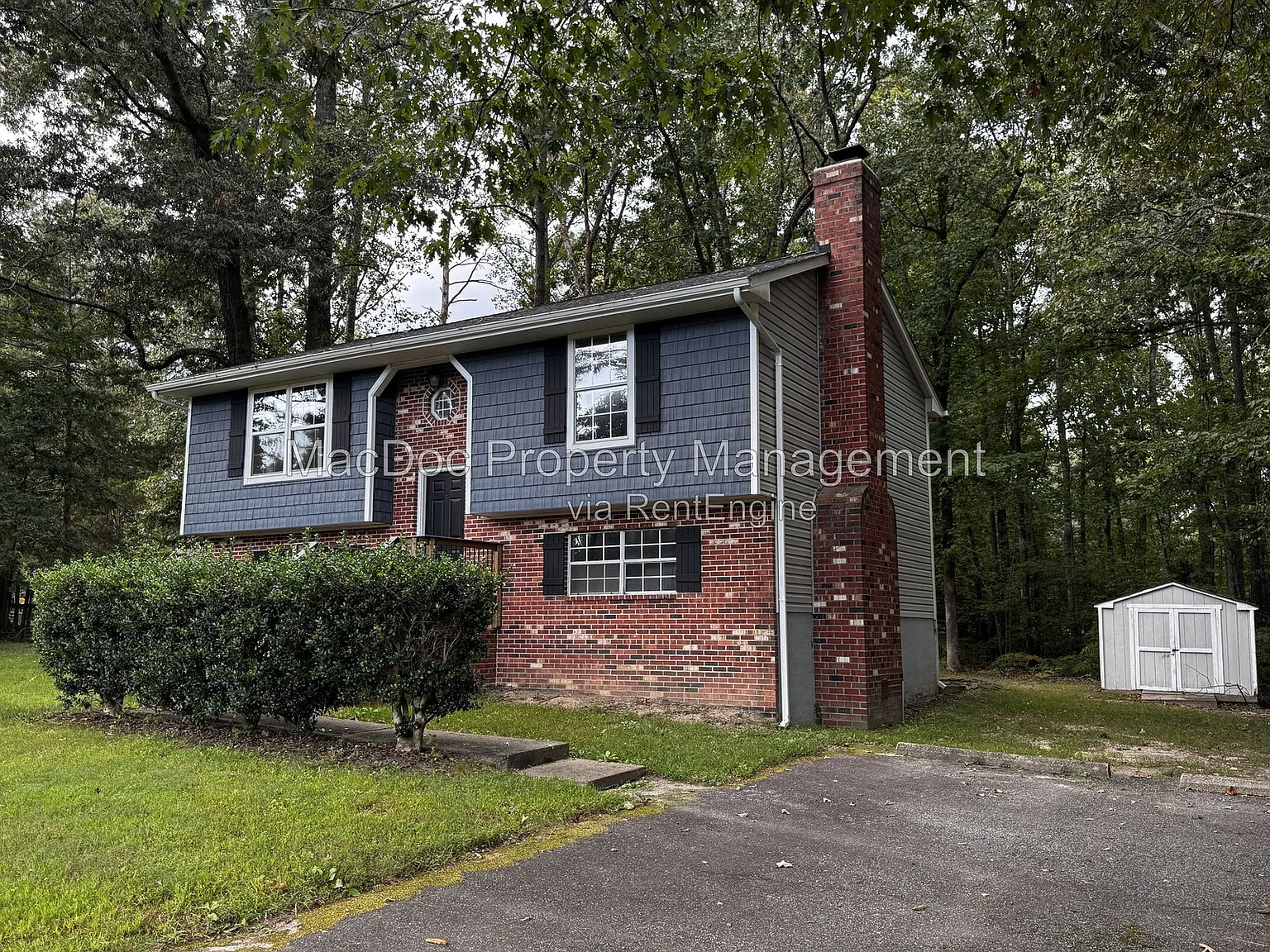 3 bed, 2.0 bath, 1812 sqft, $2,245 — Photo 3
