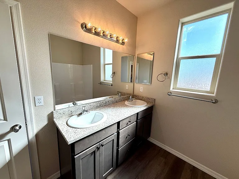 3611 Charleston Loop — Photo 29