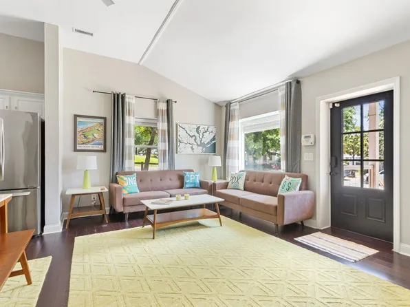 426 Bank St, Mount Pleasant, SC 29464