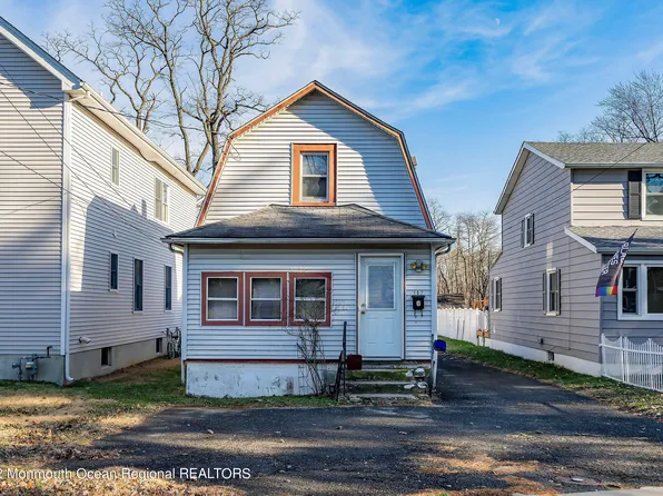 107 Grant Ave, Eatontown, NJ 07724