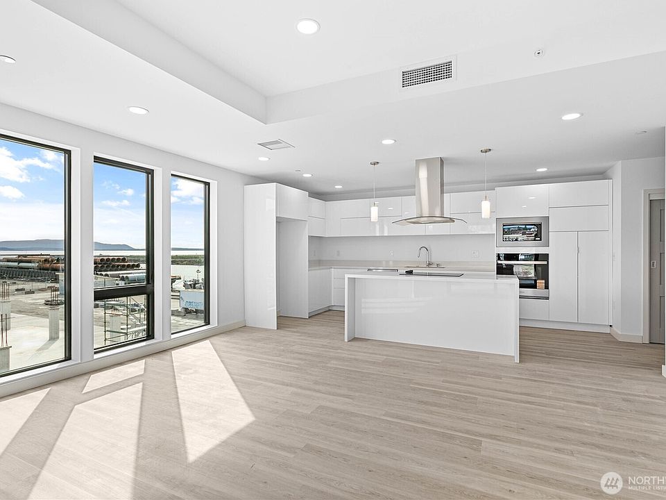 1st image of 1019 Granary Avenue #412