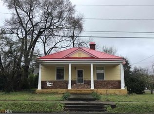 116 S 2nd St, Cochran, GA 31014