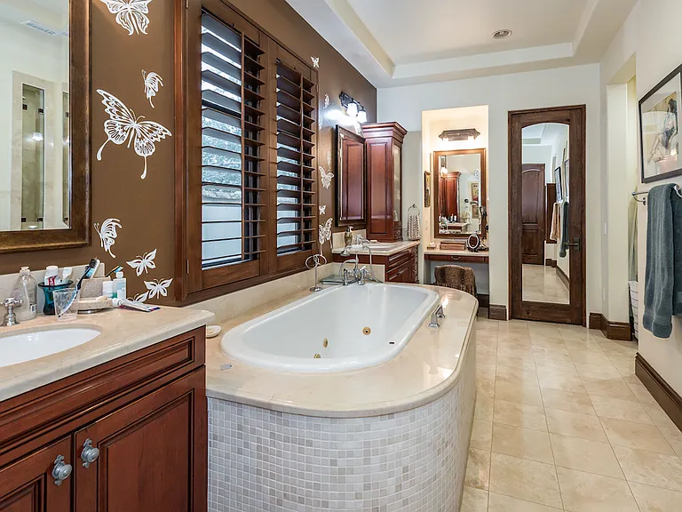 7767 Kestrel Ln — Photo 10