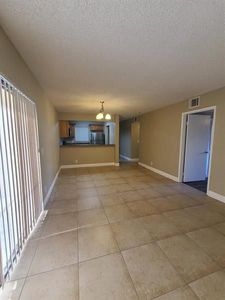 1517 Lake Crystal Dr APT E, West Palm Beach, FL, 33411