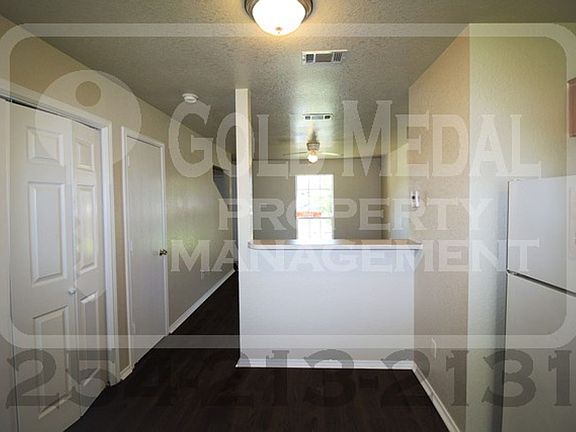 5th image of 4409 Deek Dr APT A