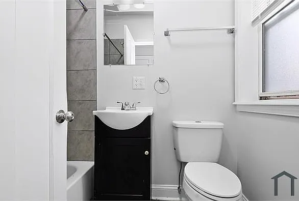 7417 S Colfax Ave #3A — Photo 8