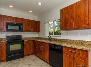 205 NE 4th Ct, Hallandale Beach, FL 33009