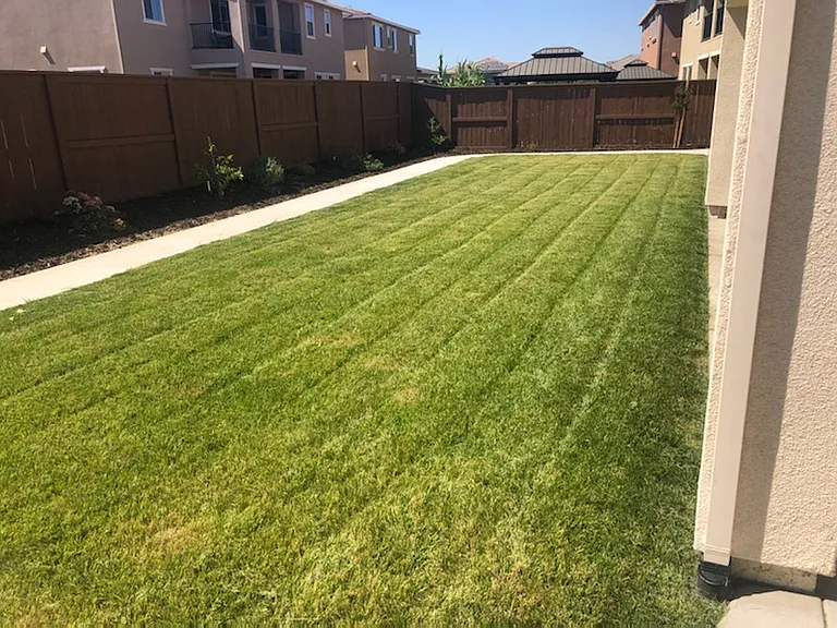 2208 Randolph Pl — Photo 30