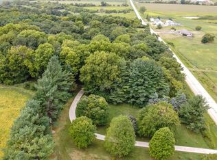 9303 E Cedarville Rd, Rock City, IL 61070