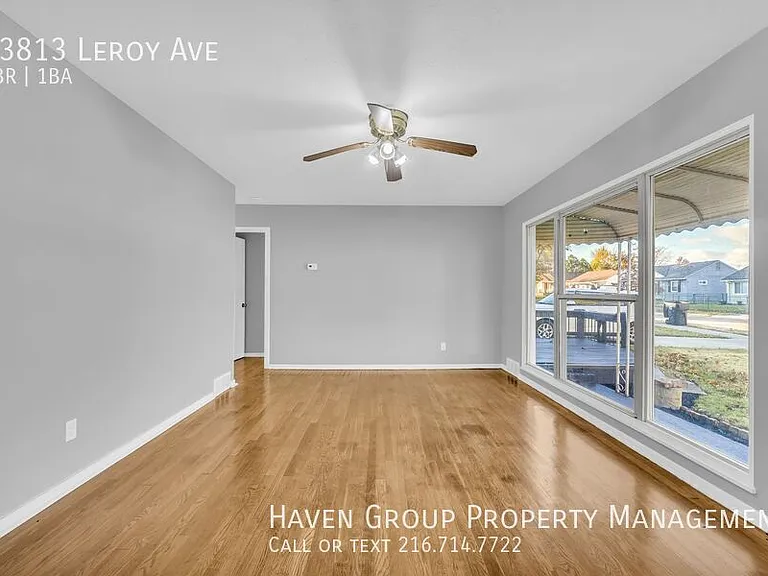 13813 Leroy Ave — Photo 6