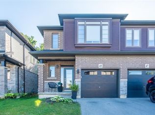 45 Burley Ln, Hamilton, ON L9G0G5