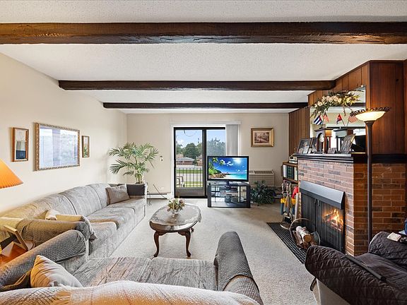 5th image of 725 W Dempster St APT 310