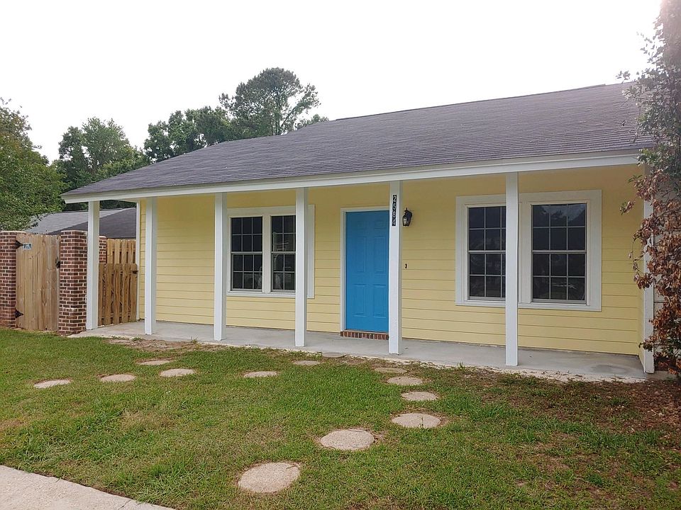 1st image of 2584 Chateau Ln #2