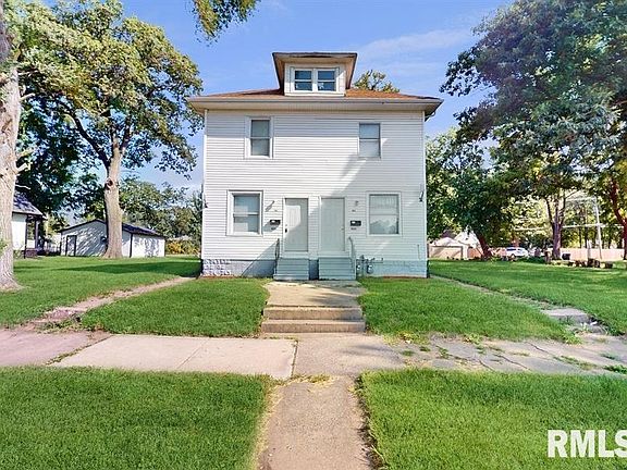 3rd image of 921 12th Ave