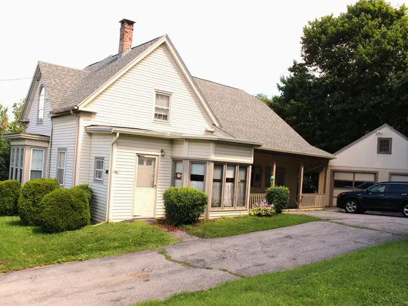 32 Ingraham Drive, Owls Head, ME 04854