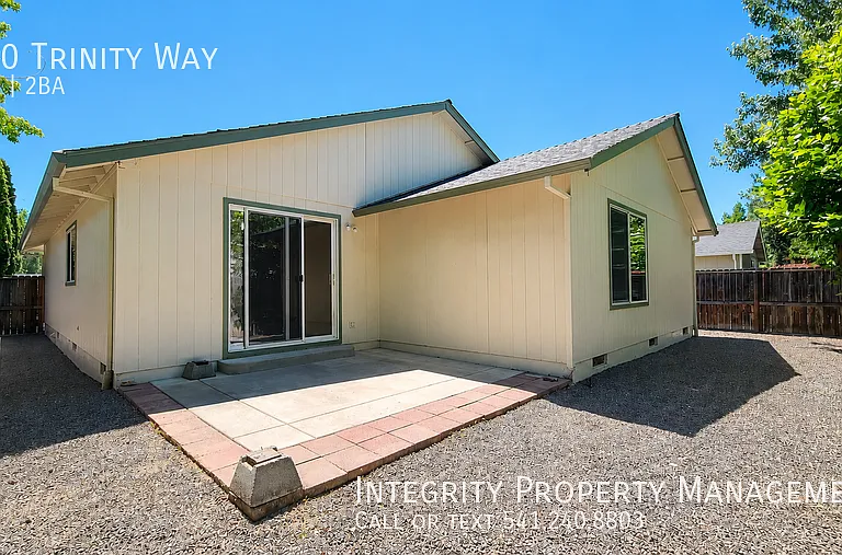 730 Trinity Way — Photo 21