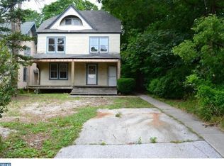 44 S Wyoming Ave, Ardmore, PA 19003