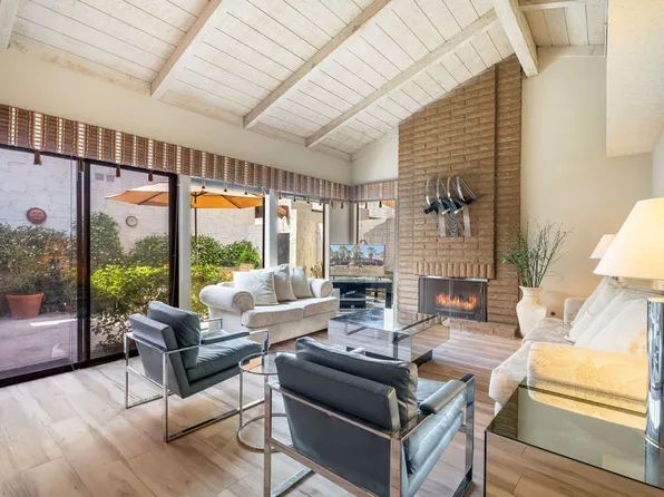 2355 S Gene Autry Trl Unit A, Palm Springs, CA 92264