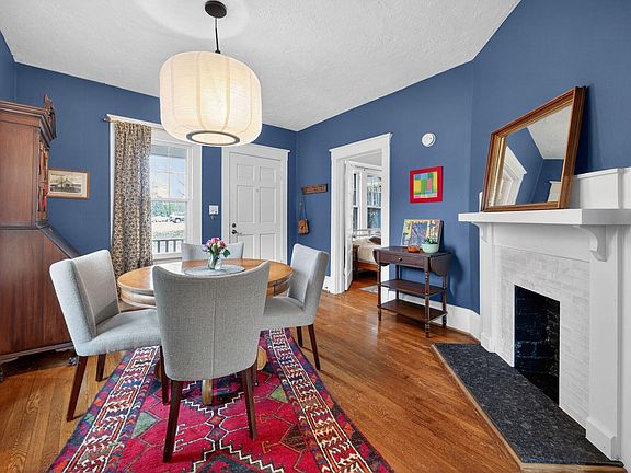 4th image of 1913 Reaves Dr