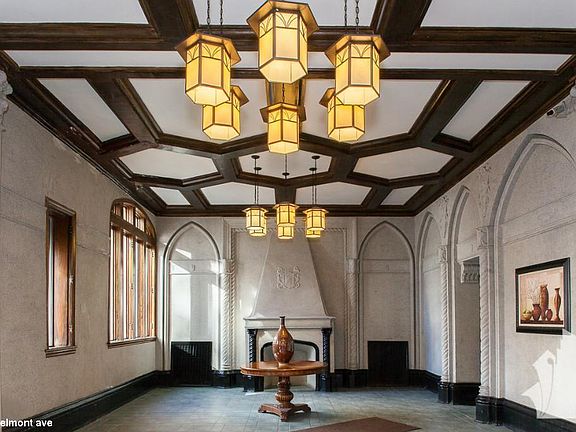 3rd image of 507 W Belmont Ave #1716