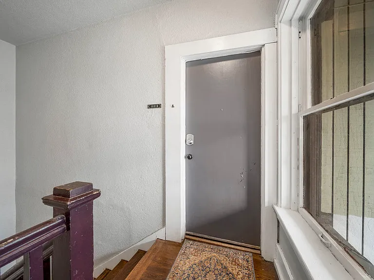 1021 N Denver Ave #B — Photo 2