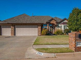 4301 Spindle Ridge Dr, Yukon, OK 73099