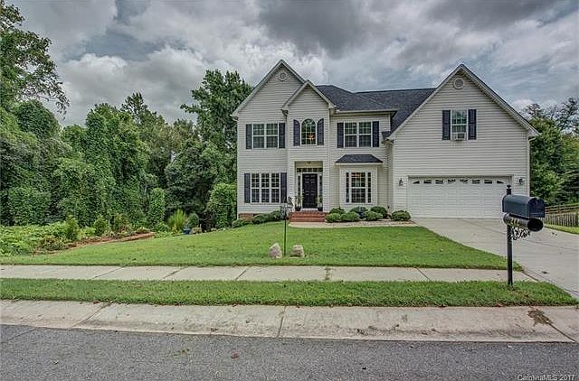 1st image of 212 Jersey Blvd