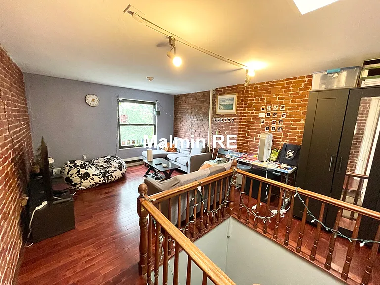 74 Hammond St #2 — Photo 11