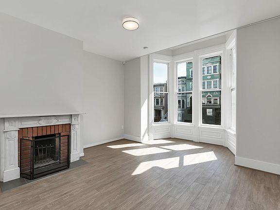 5th image of 1720 Golden Gate Ave APT 21