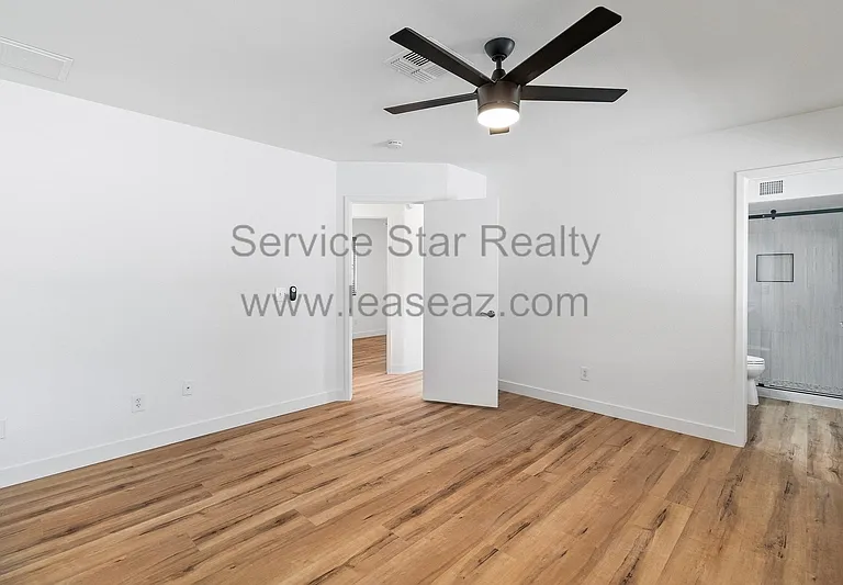 6802 E Paradise Ln — Photo 18