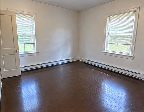 2nd image of 613 Alpha St #1