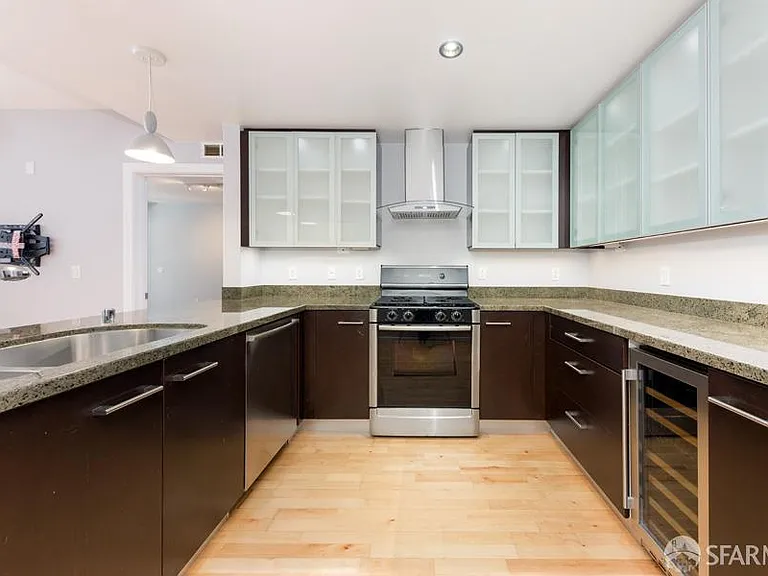 69 Clementina St #401 — Photo 10