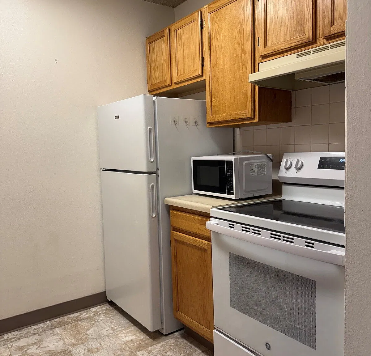 3161 Madison Ave — Photo 4