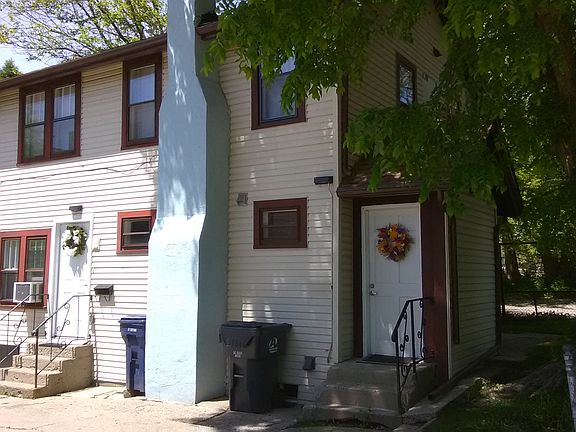 2nd image of 1823 Park Ave