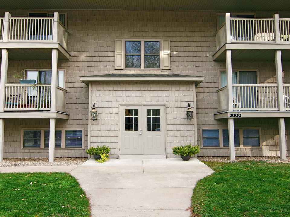 Front Complex View 