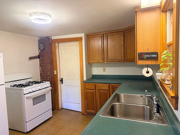 2nd image of 508 Fairground Road