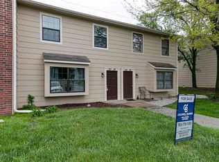 2518 Candle Crest Cir, Manhattan, KS 66503