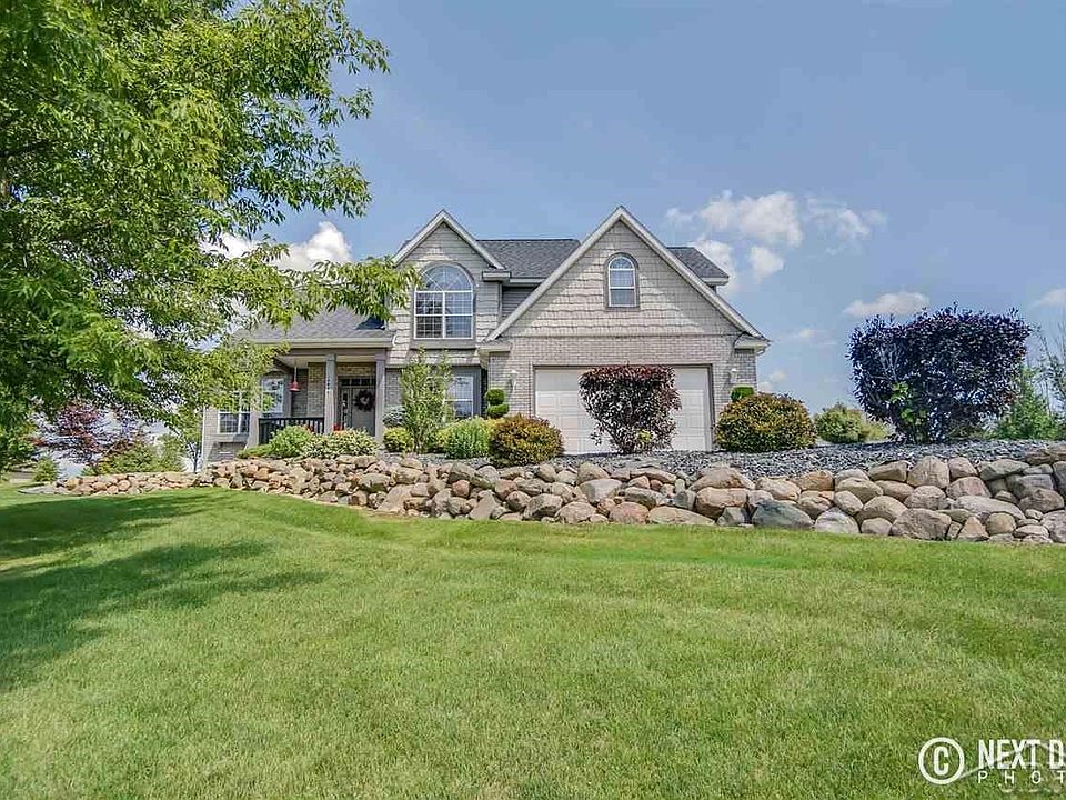 Beautiful setting on over an acre