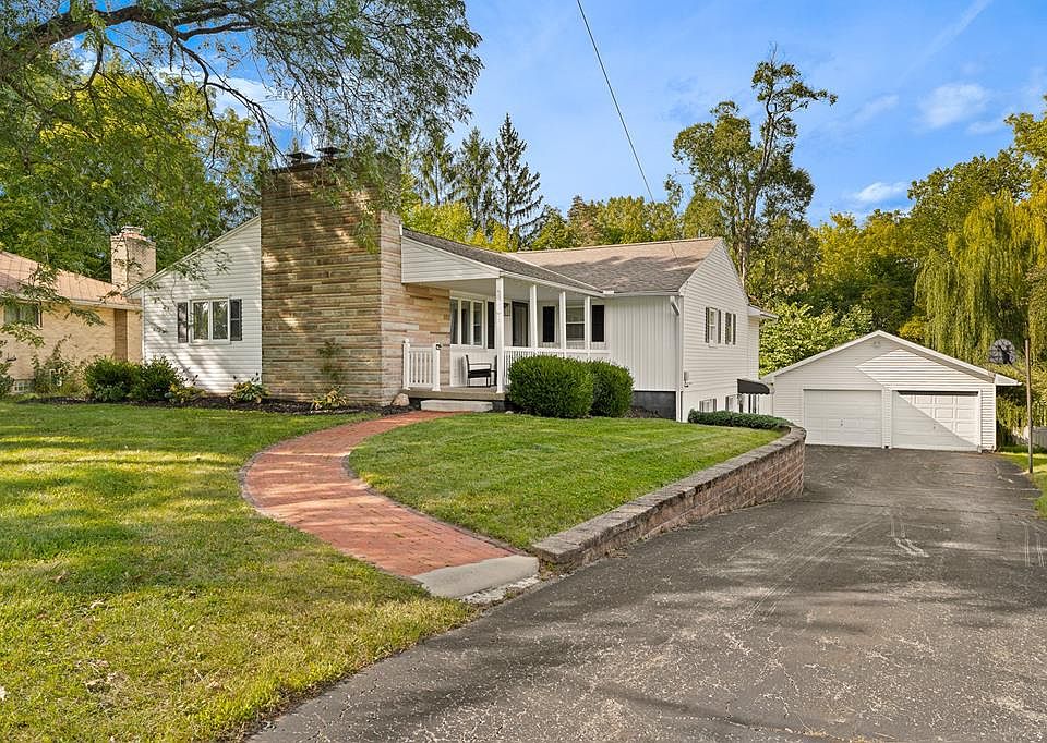 1st image of 1048 Cooper Dr
