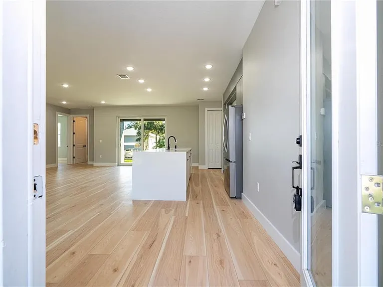 15 Ramblewood St — Photo 6